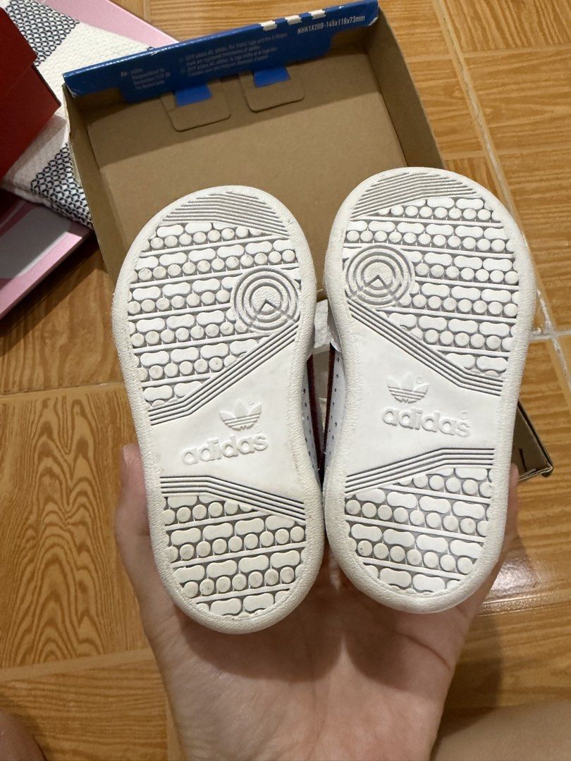 Adidas Baby Shoes US4K / 10.5cm (Category: Babies & Kids Fashion) located in Quezon City. Submitted by wunderbare (Listing ID 1441150593, Image 2). Description: Original Continental 80 CF I US 4K / UK 3K Location: QC.
