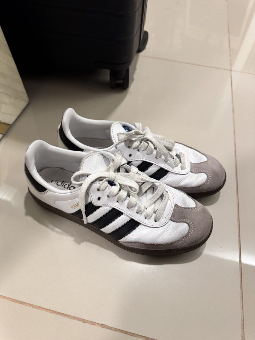 Adidas Samba OG White Black Gum (Category: Sneakers) located in Taguig. Submitted by sourcedbym (Listing ID 1440970789, Image 2). Description: - Classic Adidas Samba OG - White leather with black stripes - Grey suede toe cap - Gum sole - Great for everyday wear - Shows some signs of use, but plenty of life left - Size EU38.