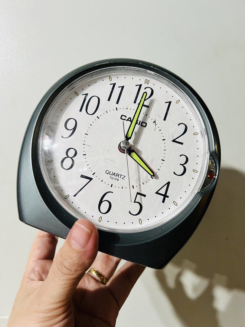 Affordable Big Alarm Clock 😍👌🏻 (Category: Clocks) located in Malolos. Submitted by afford.japan (Listing ID 1441095232, Image 2). Description: Affordable Big Alarm Clock 😍👌🏻.