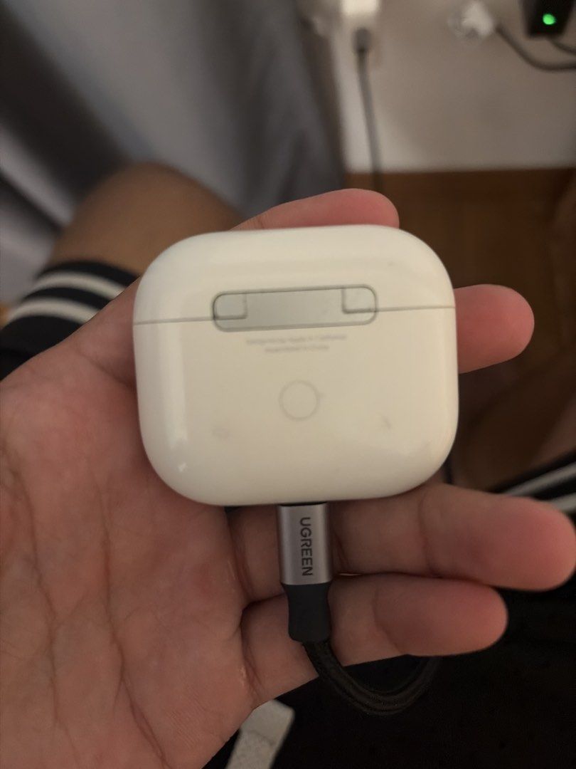 Airpods 3471208249986263042