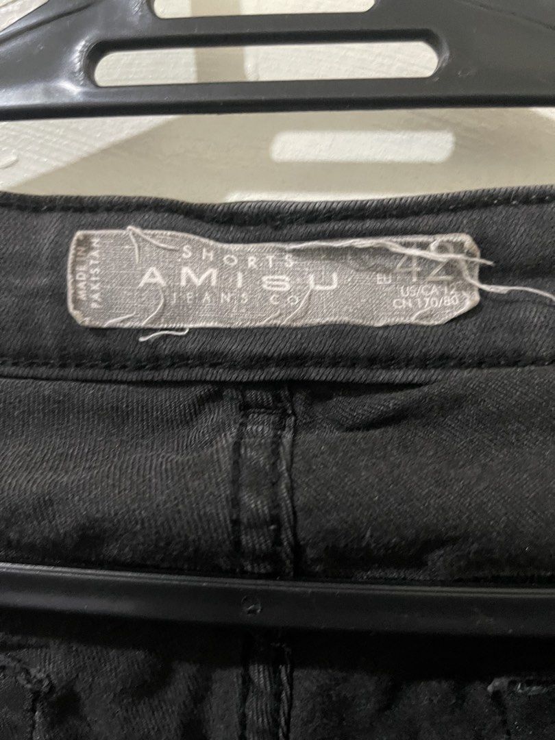AMISU Black Denim Shorts Size 42 (Category: Shorts) located in Caloocan City. Submitted by yllainefaith (Listing ID 1441015811, Image 2). Description: - Brand: AMISU - Color: Black - Size: 42 EU - Material: Denim - Style: Classic five-pocket - Closure: Button and zip - Origin: Made in Pakistan - Occasion: Casual wear - Features: Versatile black wash.