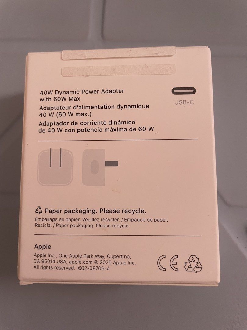 APPLE 40W POWER ADAPTER (Category: Chargers & Cables) located in Manila. Submitted by lqvel1z (Listing ID 1440958464, Image 3). Description: 40W Dynamic Power Adapter - used ONCE - w/ box and all accessories - no issues at all - bought from apple store website rfs: bought new charger payment method: gcash / bank transfer can meet up at SM Pampanga or delivery via J&T.