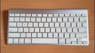 Apple Wireless Bluetooth Keyboard / Model no.: A1314476558728197591040