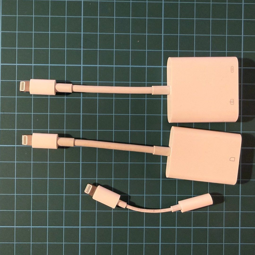 Apple Lightning Adapters469411562983280643