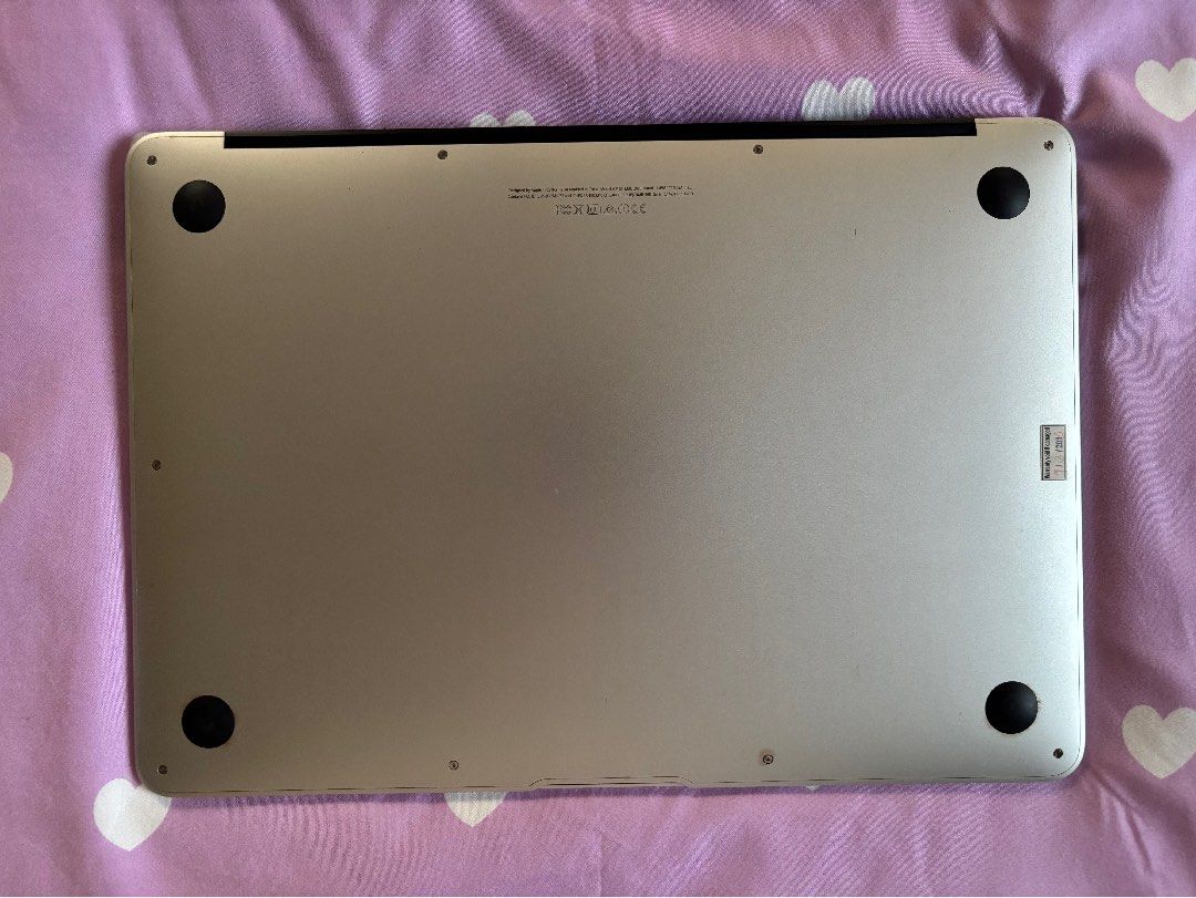 Apple MacBook Air Laptop (13”) (Category: Laptops & Notebooks) located in Cainta. Submitted by audreyfel (Listing ID 1441054782, Image 2). Description: - 13” - Used MacBook Air, still works great - Perfect for everyday tasks and schoolwork - Bright and clear screen however the only issue is a minor line on the LCD screen - Responsive keyboard - Includes original charger and box Feel free to ask any questions! Still negotiable. .