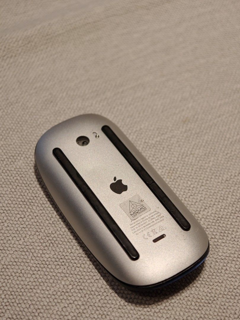 Apple Magic Mouse Black Lightning469398936072366081