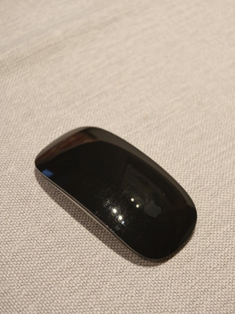 Apple Magic Mouse Black Lightning469398936072366080