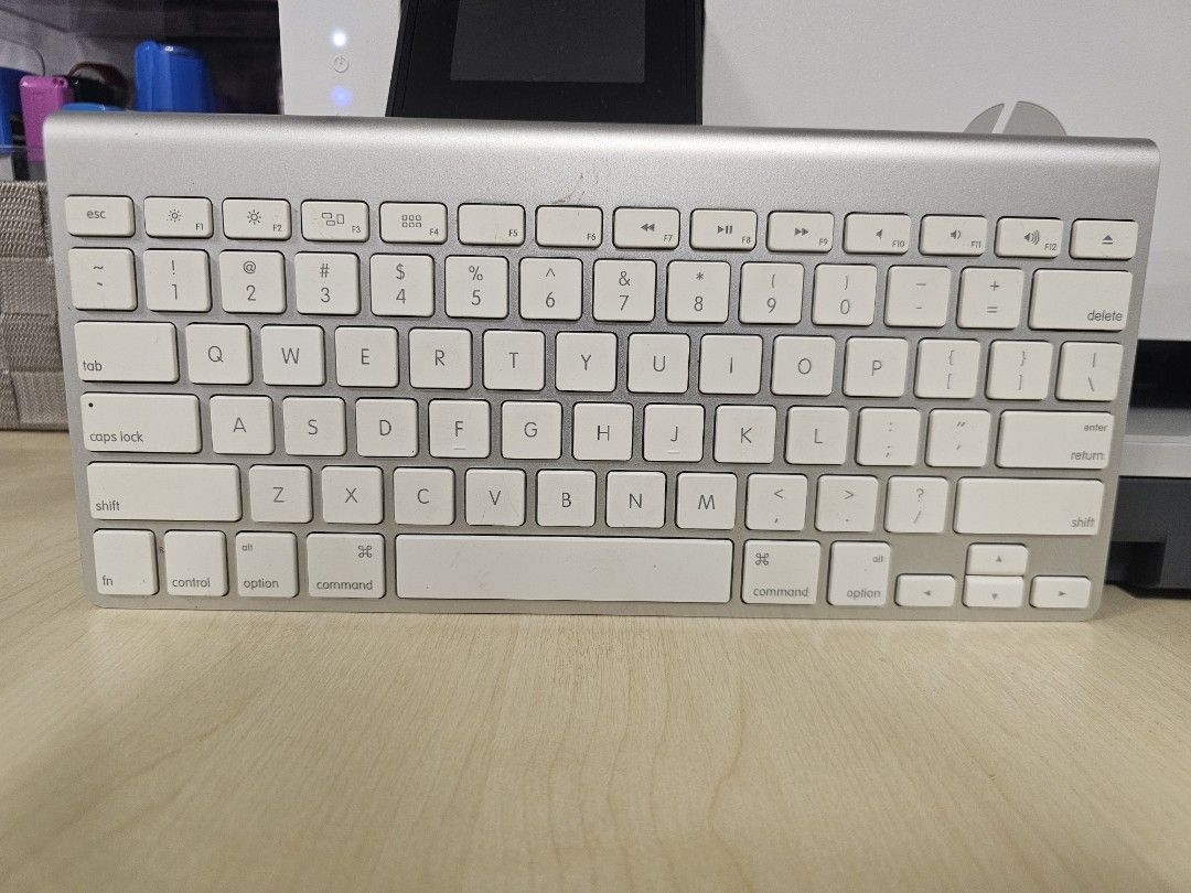 Apple Wireless Keyboard A1314469547467858913280