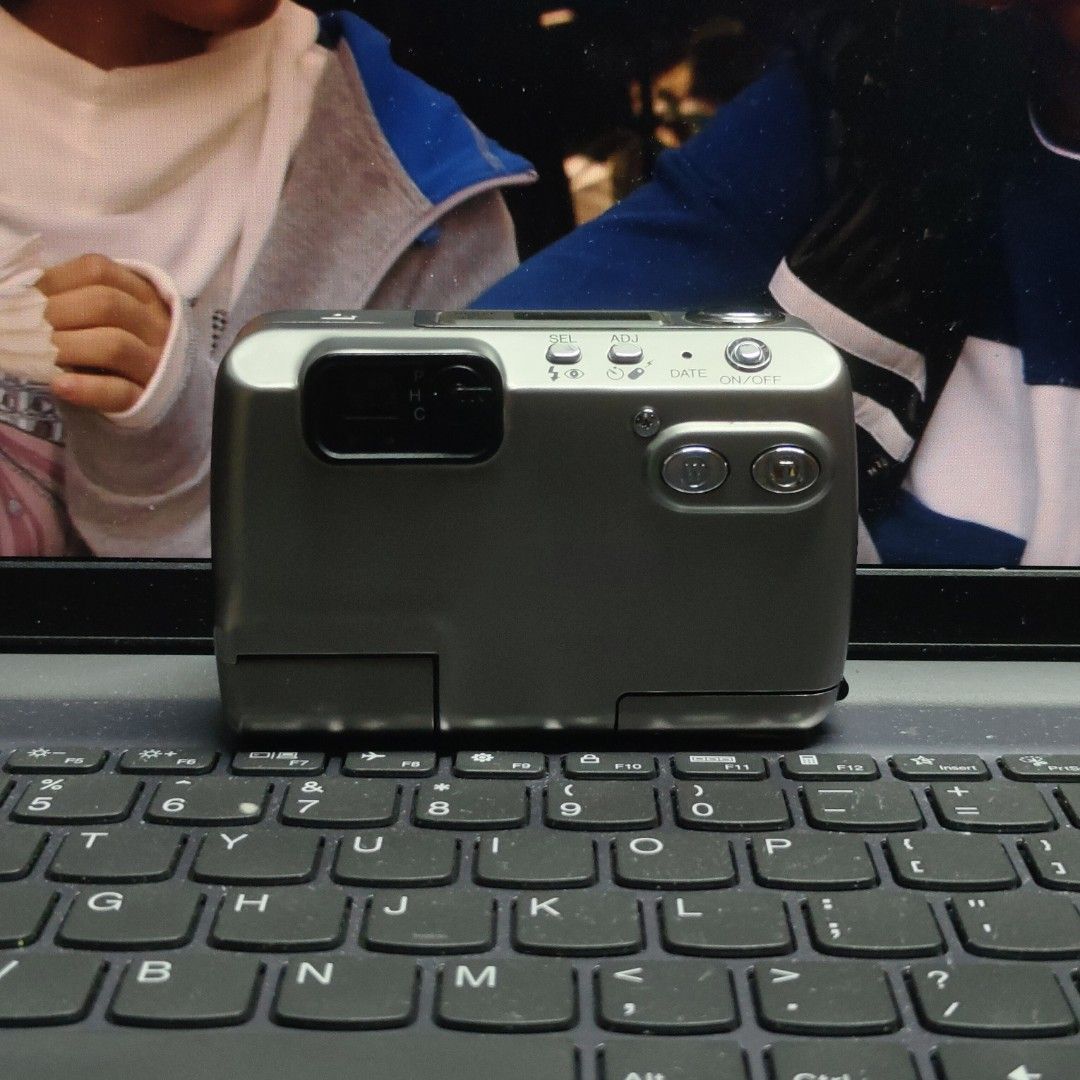 APS MINOLTA VECTIS 300 (Category: Cameras) located in Manila. Submitted by alysa_dm (Listing ID 1441143430, Image 2). Description: Tested with battery only! working flash and all pm for video demo slightly nego.
