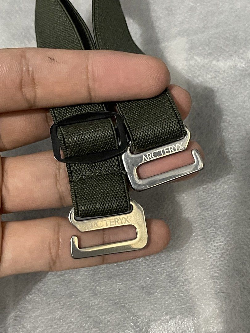 ARC’TERYX Adjustable Garter Lock Authentic (Category: Locks, Doors & Gates) located in Bulacan. Submitted by hilligna (Listing ID 1441049040, Image 2). Description: Brandnew Adjustable lock for your Bag For Arcteryx Backpack or any Bags .