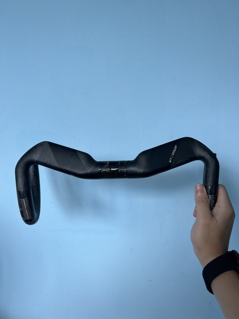 Ascent Aeroo LR Aero road bike handlebar (Category: Parts & Accessories) located in Singapore. Submitted by .gtyx. (Listing ID 1440969166, Image 3). Description: Ascent Aeroo LR minor non structural clamp marks from stem. .
