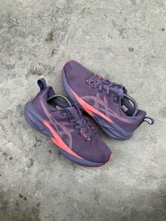 (Category: ) located in . Submitted by thriftkicks3 (Listing ID 1440981621, Image 1). Description: .