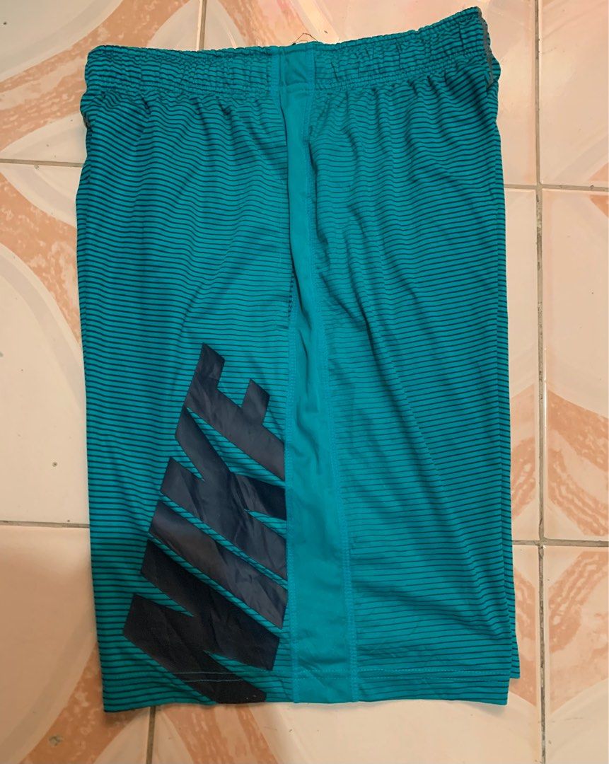 ASPACK (Category: Shorts) located in Manila. Submitted by rustylopez10023 (Listing ID 1441050186, Image 3). Description: ASPACK 800 NIKE AND UNDER ARMOUR DRYFIT AUTHENTIC EXCELLENT CONDITION SIZE 30 to 36 LENGTH 20 and 21 NO ISSUE.