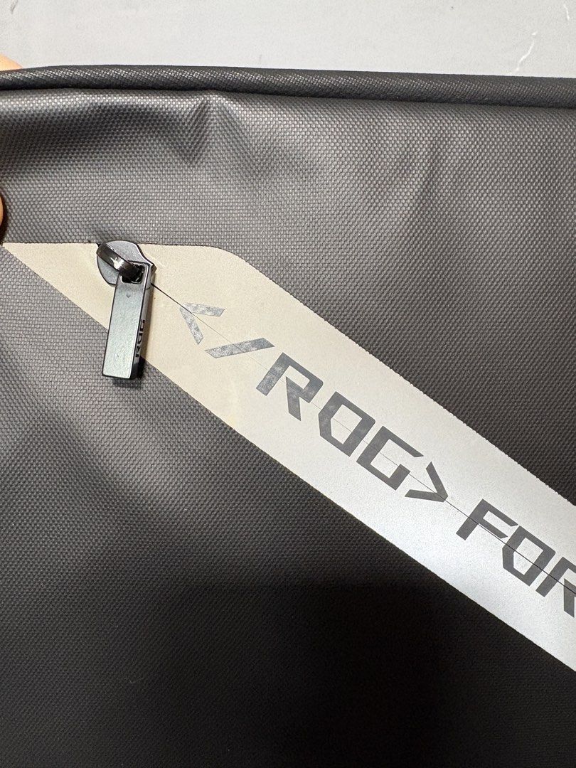 ASUS ROG Laptop Sleeve Bag469174635338158083