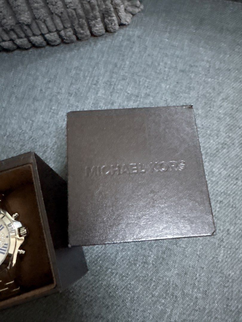 Rush Authentic Mk watch (Category: Women's Watches) located in Mandaluyong City. Submitted by mintsweet55 (Listing ID 1441085049, Image 2). Description: Original Michael Kors Women’s Watch Authentic Michael Kors ladies’ watch. Elegant and stylish design, perfect for everyday wear or special occasions. A timeless accessory that complements any outfit..
