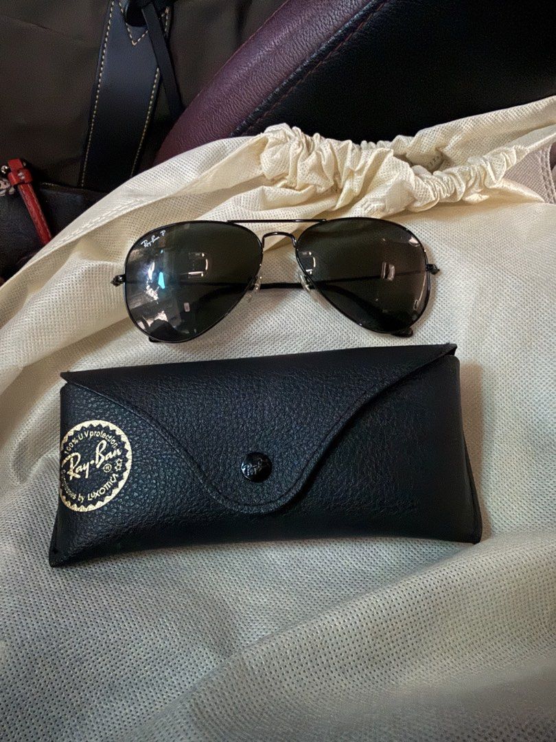 AUTHENTIC Ray-Ban Polarized Aviator 58mm Sunglasses (Category: Sunglasses & Eyewear) located in San Pedro. Submitted by bernacastrawapatoot (Listing ID 1441037872, Image 1). Description: - Authentic Ray-Ban sunglasses 🩷 POLARIZED LENSES 🩷 - Size : 58mm - Aviator style - Large metal frame - Comes with original case and cleaning cloth - Ideal for everyday wear! - UNISEX 🩷 - No issues! Guaranteed original! Lost the receipt but bought this just la