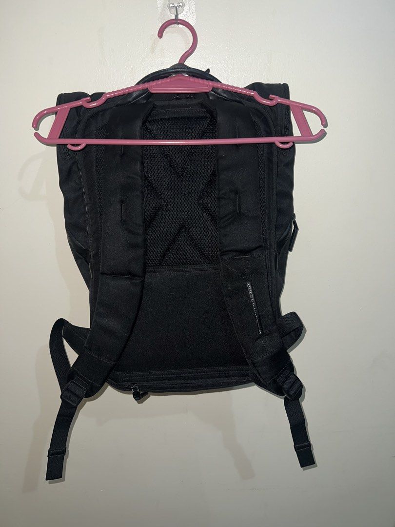 Authentic Tahoe Forest Flap Tumi Backpack (Category: Backpacks) located in San Jacinto. Submitted by rex_finds (Listing ID 1441052836, Image 3). Description: Authentic TUMI Tahoe Forest Flap Backpack Premium backpack from TUMI’s Tahoe collection. Lightweight, durable, and perfect for work, daily use, travel, or carrying a laptop and essentials. Features: • Large main compartment with ample storage • Padded laptop compartment • Multiple interior a