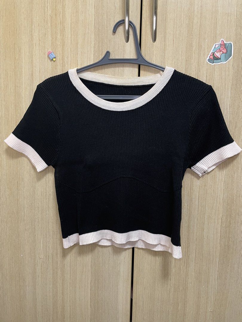 Black Cropped Knit Top with White Trim (Category: Blouses) located in Cebu City. Submitted by danzysdaintydollies (Listing ID 1441055647, Image 1). Description: -White neck collar has visible yellow stains.