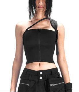 (Category: ) located in . Submitted by clearnewwardrobe (Listing ID 1441041805, Image 1). Description: .