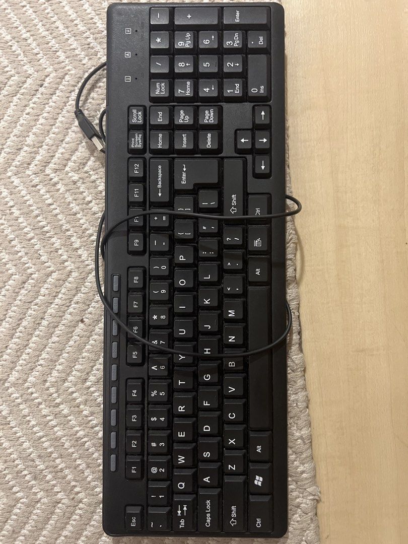 Black Wired USB Keyboard469522337236275200