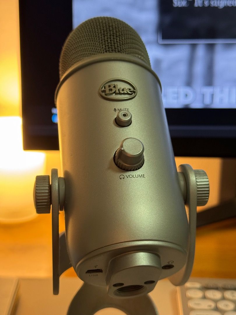 Blue Yeti USB Microphone469625048107601920