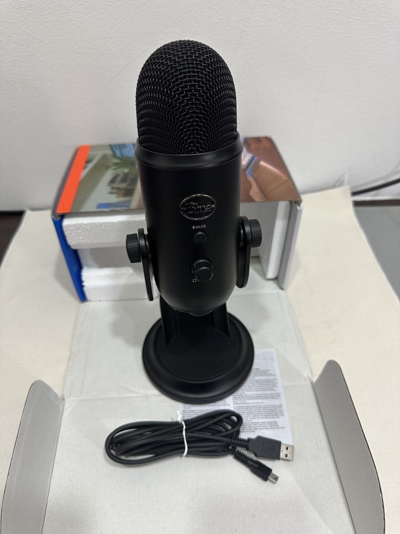 Logitech Blue Yeti USB Microphone Black469317665980436480