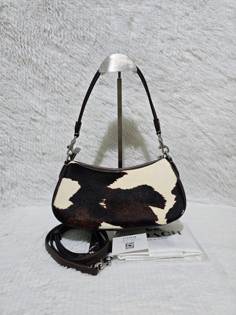 BNEW Coach Ashton in Cow Print (Category: Luxury Bags & Wallets) located in Baguio. Submitted by obsessed_ph (Listing ID 1441046163, Image 2). Description: .
