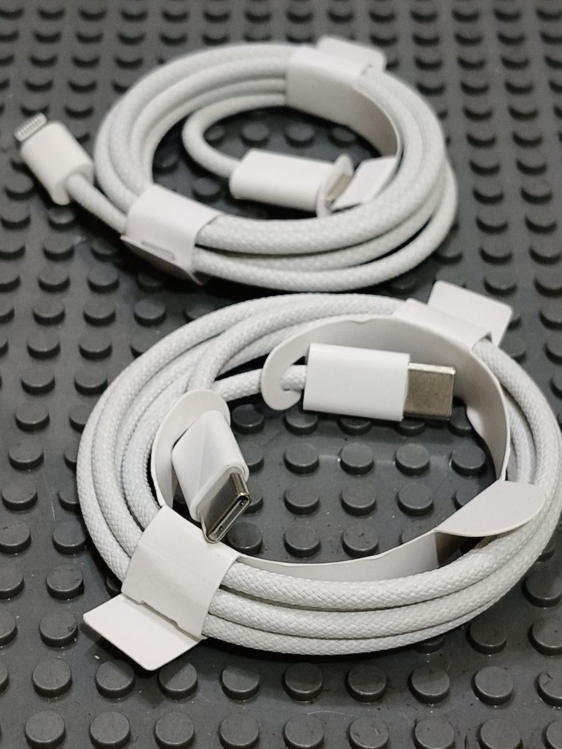 Braided Type C to Type C Cable and Type C to Lightning Cable (Category: Chargers & Cables) located in Quezon City. Submitted by aiyhannah (Listing ID 1441126716, Image 2). Description: Brand new Fast Charging 1 meter in length Braided Cable for android, macbook and iphone 60W TYPE C TO TYPE C CABLE - ₱350.00 30W TYPE C TO LIGHTNING CABLE - ₱300.00 Accepts cash or gcash payments Pick up or delivery with SF via Lalamove Loc: Batasan Hills QC.