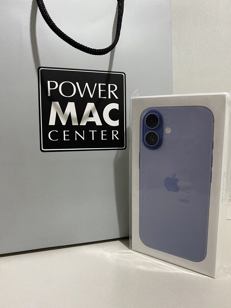 Brandnew iPhone 17 256gb (Category: iPhone 17 Series) located in San Carlos. Submitted by marco1199 (Listing ID 1441046796, Image 1). Description: Brandnew / Sealed iPhone 17 256gb✨ 1 Year Apple Warranty upon Activation ✅ Below SRP Orig Price: P61,990 ❌ Now selling: P53,490 ✅ Open for swap/ trade Open for COD .