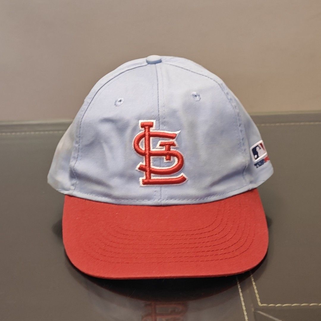 Caps (Category: Caps & Hats) located in Singapore. Submitted by offworlds (Listing ID 1441069162, Image 6). Description: - Caps for sale - Adidas cap with camouflage brim ($15) - New Era New York Yankees cap ($20) - St Louis Cardinals cap ($10) - White Praxis Automation Technology cap ($2) - Plain khaki cap with Nike swoosh ($10) - Perfect variety for cap enthusiasts - Buy all for $50 Price is negotiable per cap Meet up at my convenience and DM f
