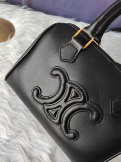 (Category: ) located in . Submitted by bbagsandpreloved (Listing ID 1441079159, Image 1). Description: .