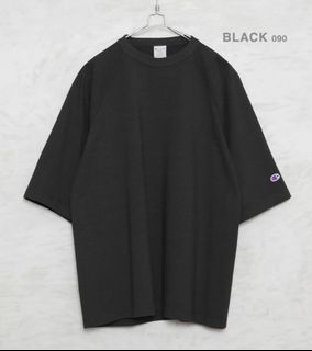 (Category: ) located in . Submitted by nknc.closet (Listing ID 1441149777, Image 1). Description: .