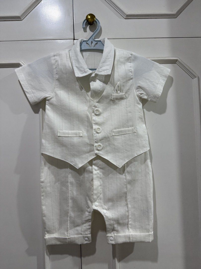 Christening / Formal Set 12M (Category: Babies & Kids Fashion) located in Quezon City. Submitted by wunderbare (Listing ID 1441151178, Image 1). Description: Includes: Romper , Hat and Socks (small) Size: 12M Location: QC.
