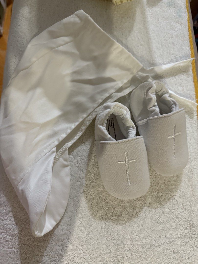 Christening/Formal Set 12M Boy (Category: Babies & Kids Fashion) located in Quezon City. Submitted by wunderbare (Listing ID 1441149489, Image 2). Description: Christening Set with Hat and Shoes Size: 12-18M Washed but not worn. See actual pics. Location: QC.