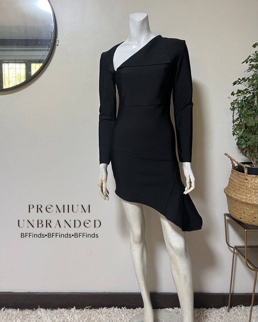 Classy Bandage Mini Black Dress! (Category: Dresses) located in Muntinlupa City. Submitted by bff_findsph (Listing ID 1440958050, Image 1). Description: lack Bandage Mini Dress | ₱1,200 Confidence wrapped in simplicity. 🖤 Fabric | Stretchable Size | Medium Measurements Bust | 28-31 Waist | 26-29 Hips | 30 -34 Length | 33 Comment “MINE” or DM us for inquiries. Visit and follow our page to explore our latest collections..