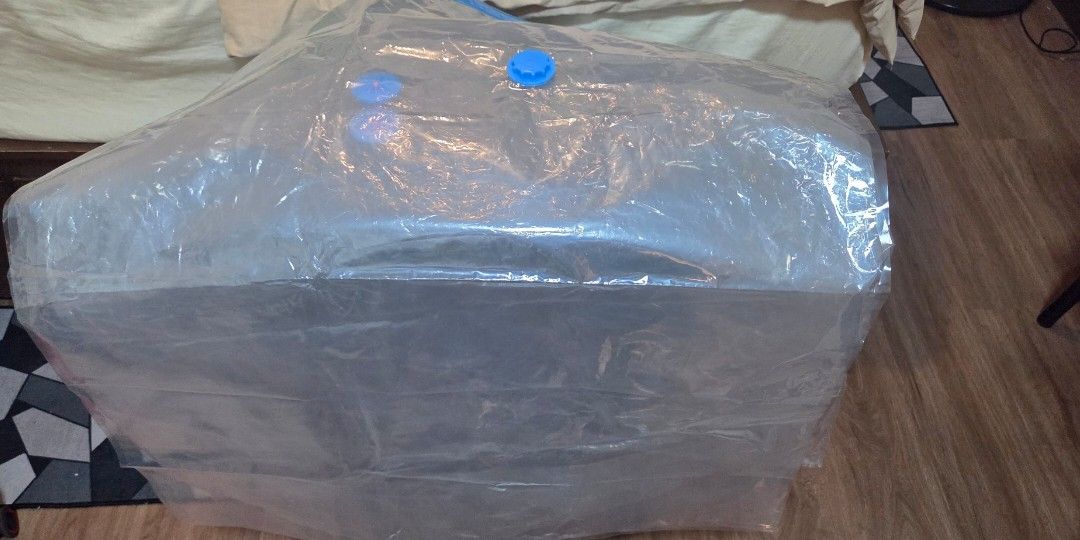 Clothes vacuum bags (Category: Storage Boxes & Baskets) located in Manila. Submitted by jsm25 (Listing ID 1441133749, Image 2). Description: 3x plastic clothes bags with vacuum nozzle for easy storage of non seasonal clothes. 1 new 2 slightly used. size 80x100cm.