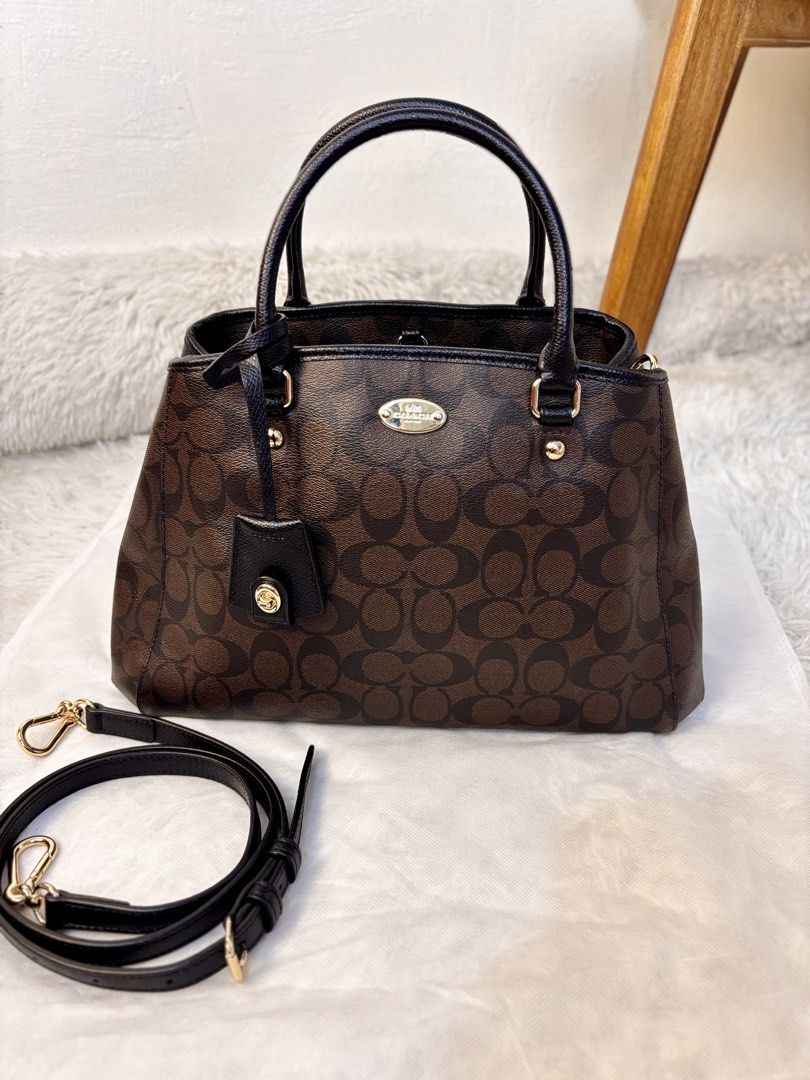 Coach Minetta Crossbody/Satchel Bag (Category: Luxury Bags & Wallets) located in Muntinlupa City. Submitted by yangchic (Listing ID 1441018868, Image 1). Description: ✔️💯% Authentic Item ✔️💯% Looks Like New Condition ▫️message for more info and details.