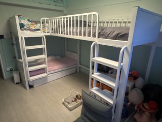 (Category: ) located in . Submitted by fionat (Listing ID 1441070427, Image 1). Description: .