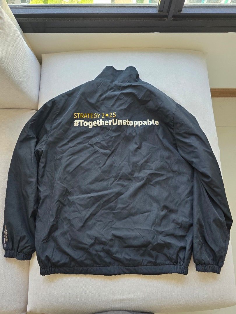 DHL black Jacket (Category: Coats, Jackets and Outerwear) located in Singapore. Submitted by icnke (Listing ID 1440968310, Image 1). Description: DHL jacket good condition black man size .