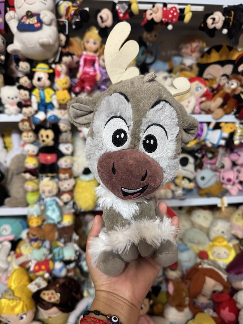 Disney Frozen Sven Plushie (Category: Toys & Games) located in Antipolo. Submitted by bhabiegraciefashionlab (Listing ID 1441065911, Image 1). Description: .