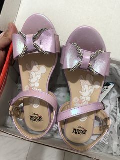 (Category: ) located in . Submitted by mikhaelacollection (Listing ID 1440983256, Image 1). Description: .