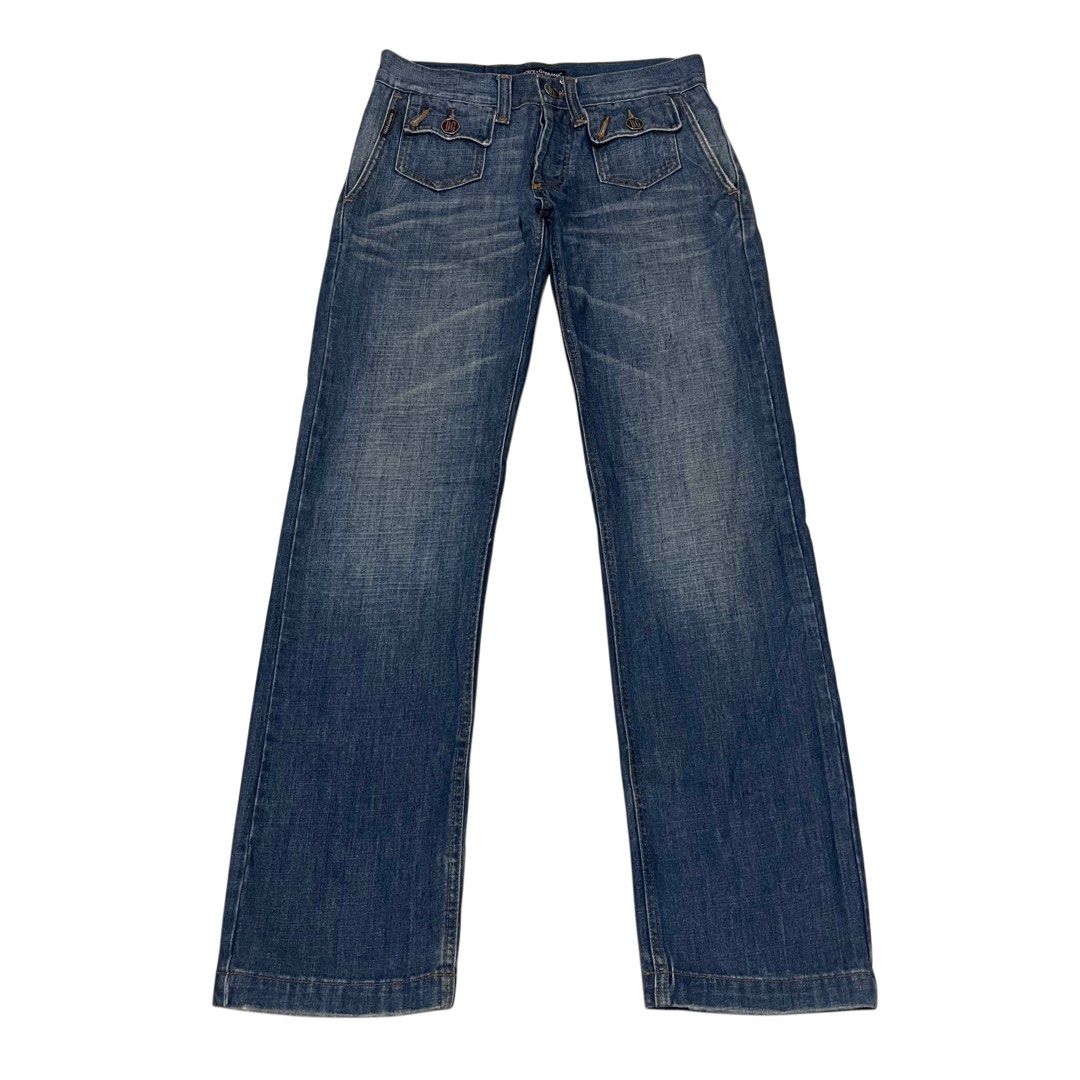 Dolce & Gabbana Vintage Jeans (Category: Jeans) located in Angeles City. Submitted by myn_wardrobe (Listing ID 1441118550, Image 1). Description: - Lightly Used - Low waist - Length : 41 inches - Waist size : 30-31 inches - RFS : Decluttering!🤍.