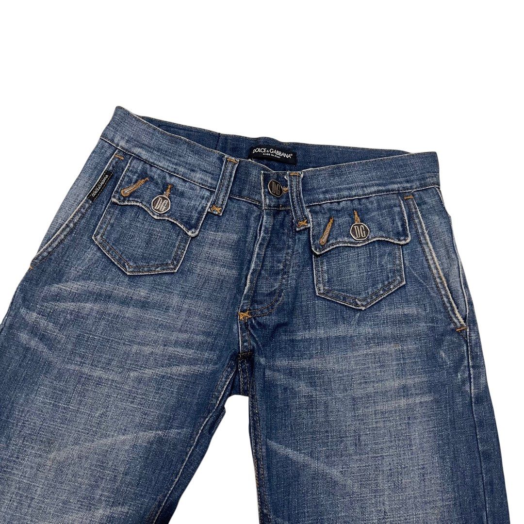 Dolce & Gabbana Vintage Jeans (Category: Jeans) located in Angeles City. Submitted by myn_wardrobe (Listing ID 1441118550, Image 2). Description: - Lightly Used - Low waist - Length : 41 inches - Waist size : 30-31 inches - RFS : Decluttering!🤍.