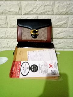 (Kategori: ) berada di . Dikirim oleh second_branded99 (ID iklan 1441130141, Gambar 1). Deskripsi: .