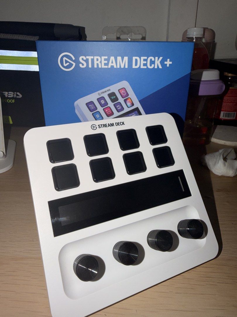 Elgato Stream Deck + White469053289309808640