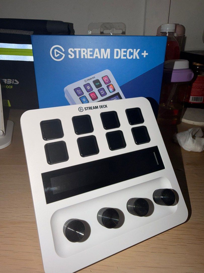 Elgato Stream Deck Plus White469152034750484480