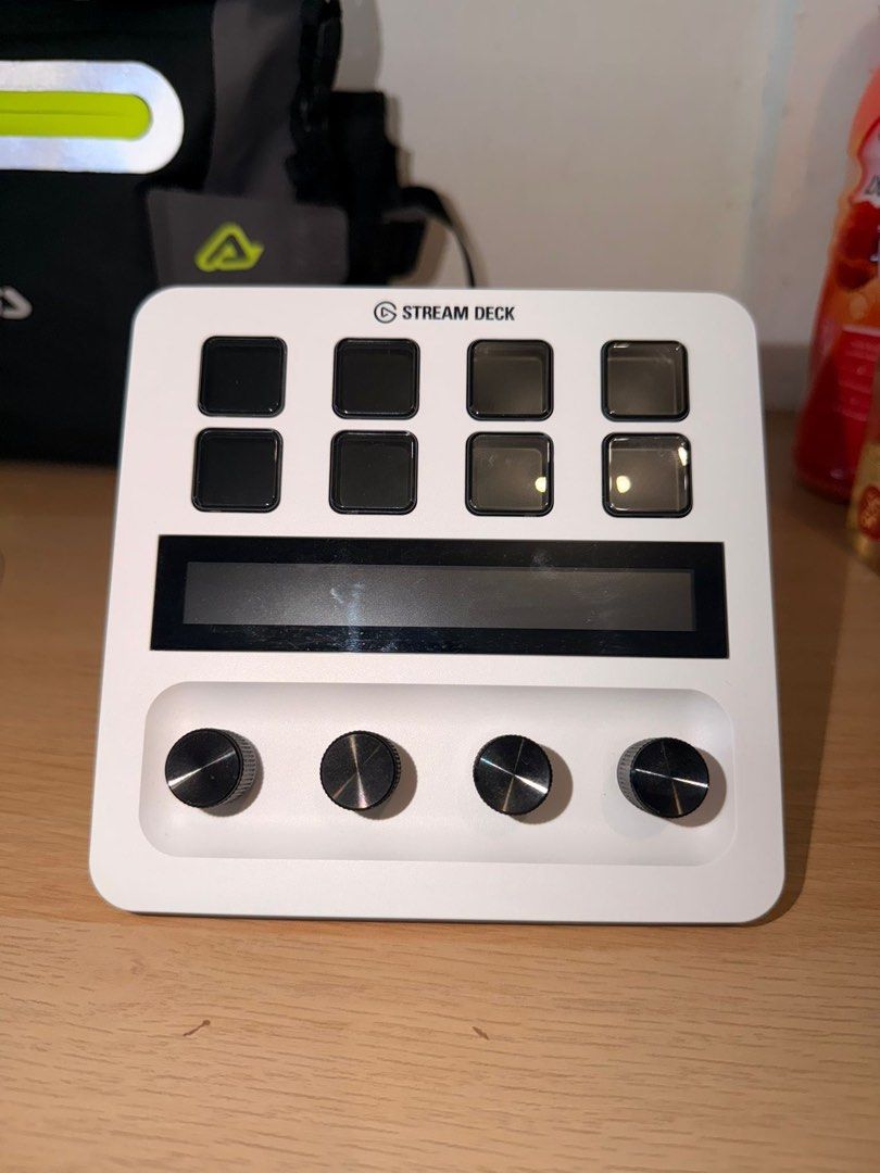 Elgato Stream Deck Plus White469152034750484481