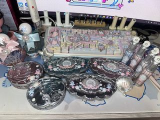 （分類：）位於 。 由 hana0w0 提交（商品編號 1441136012，圖片 1）。簡介： 。