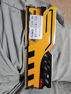 GeIL 8GB DDR4 2400MHz Computer Memory476929863661004800