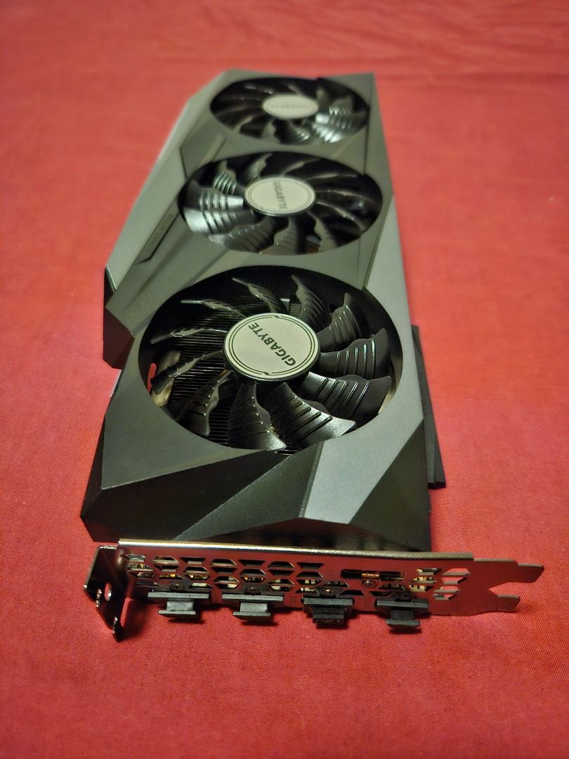 Gigabyte GeForce RTX 3090 Graphics Card469534922098626563